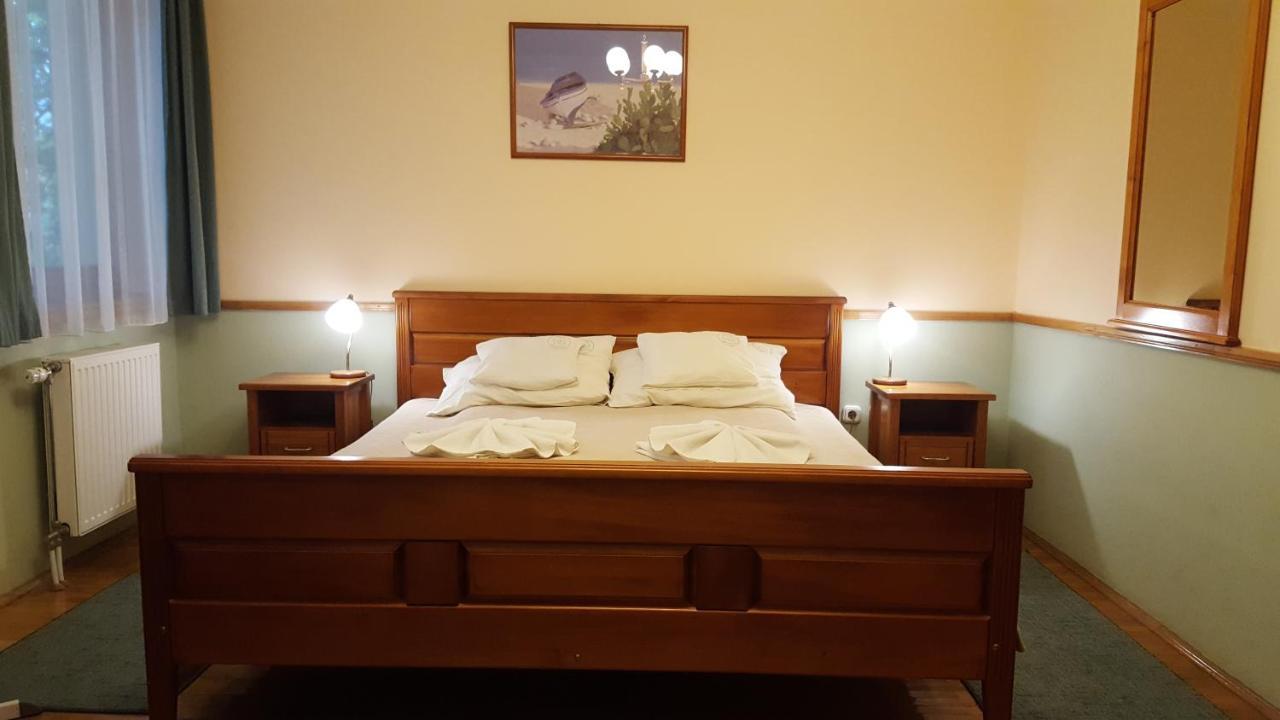 莱提蒂亚住宿加早餐旅馆 Kaposvár 外观 照片