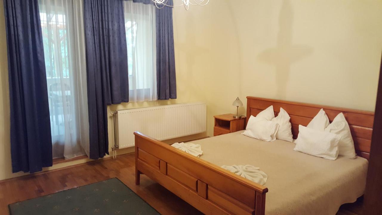 莱提蒂亚住宿加早餐旅馆 Kaposvár 外观 照片